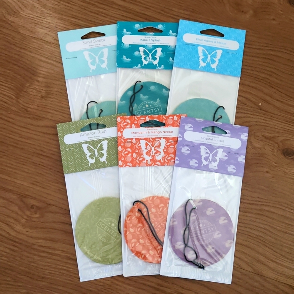 Scentsy Scent Circles Escape Bundle - $15